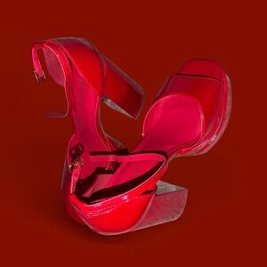 CHUNKY RED PLATFORM PUMP HEELS